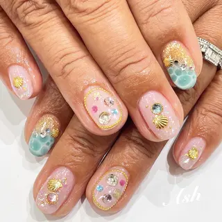 ネイル 🩵NORIKO 上品ネイルが得意🩵のネイルデザイン