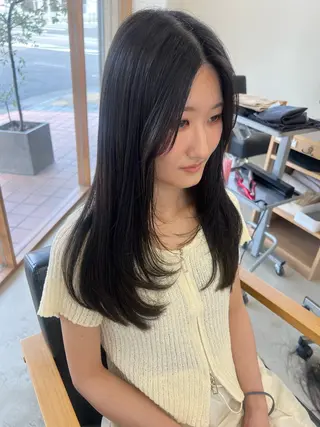 ロング vince. moekoのヘアスタイル