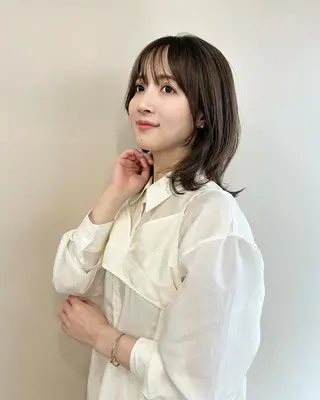 ミディアム 鎌倉 彩のヘアスタイル
