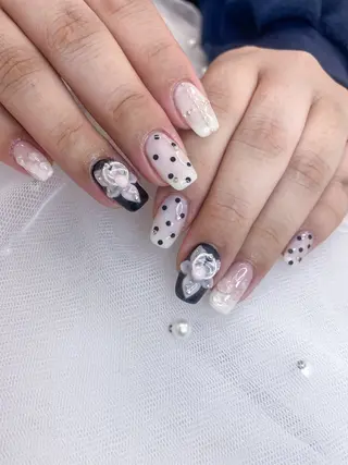 ネイル 五十嵐 美智のネイルデザイン