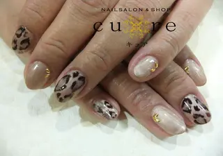 ミディアム ネイル ネイルサロン Cureのネイルデザイン