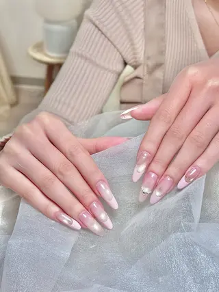 ネイル Elin Maggieのネイルデザイン