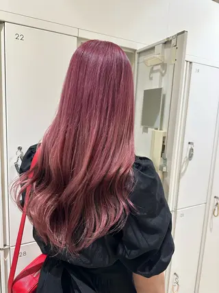 ロング カラー タイトボブ個性派カラ ーAKANEのヘアスタイル