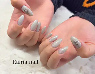 ネイル Rairia   nail所属・屋敷 理奈のネイルデザイン