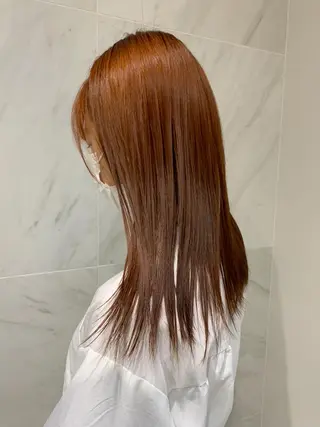 セミロング カラー TENELE所属・チバ タクミのヘアスタイル