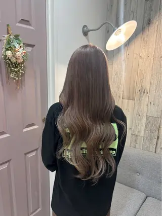 ロング カラー 上村 七海のヘアスタイル