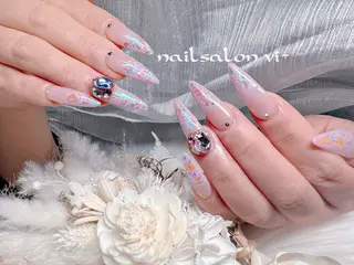 ネイル ✨Nailsalon Vi+✨のネイルデザイン