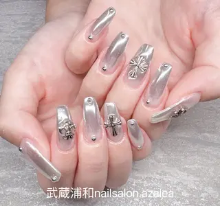 ネイル R inのネイルデザイン