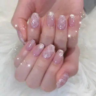 ネイル Kanon 🤍のネイルデザイン