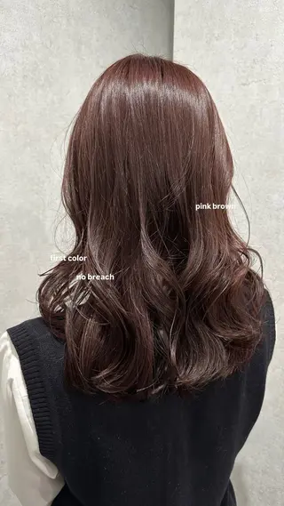 ミディアム カラー v-lab studio所属・韓国レイヤーカット/ 艶カラー/ noaのヘアスタイル