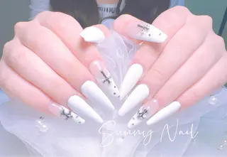 ネイル Sunnyサニー所属・桝井 春奈のネイルデザイン