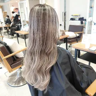 ロング カラー 艶髪✨ブリーチ職人 井手正康のヘアスタイル