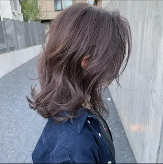 ミディアム カラー fiorista 🫧Miu  otaのヘアスタイル