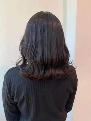 セミロング メンズレディース お任せください伊織のヘアスタイル