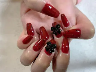 ネイル She   Nail所属・ISA_ BELLAのネイルデザイン