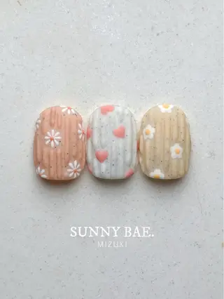 ネイル SUNNY BAE. 🌼MIZUKIのネイルデザイン
