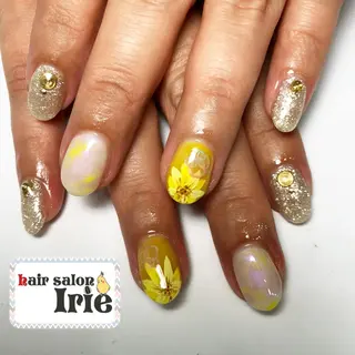 ネイル Hair salon Irie所属・與儀 知佳のネイルデザイン