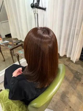 カラー くま🌷透明感 🫧ナチュラルカラーのヘアスタイル