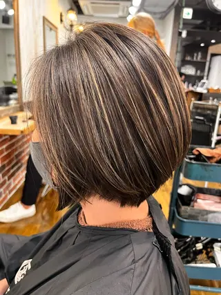 ショート カルラ　蒲田店所属・大久保寿高✨ なりたい色を叶える✨のヘアスタイル