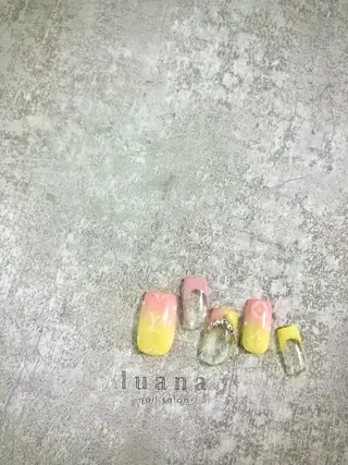 ネイル luana ネイルサロンのネイルデザイン