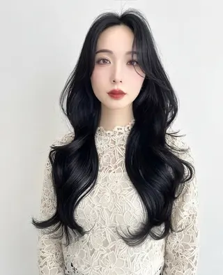 ロング カラー レイヤー/髪質改善 /透け感カラー/艶髪のヘアスタイル