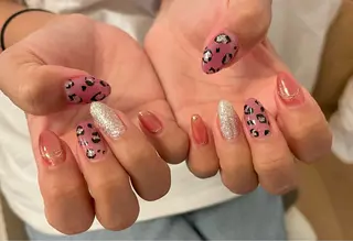 ネイル Nail Eye Salon ＆ School Plaisir 【プレジール】所属・u rの眉毛・アイブロウイメージ