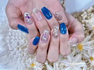 セミロング カラー ネイル Lea NAILsalon所属・Le’a NailSalonのネイルデザイン