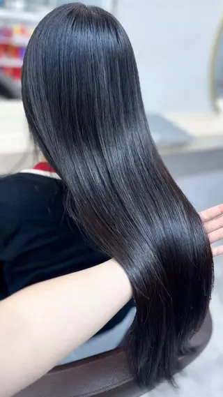 ロング KEEN. /AYAKAのヘアスタイル