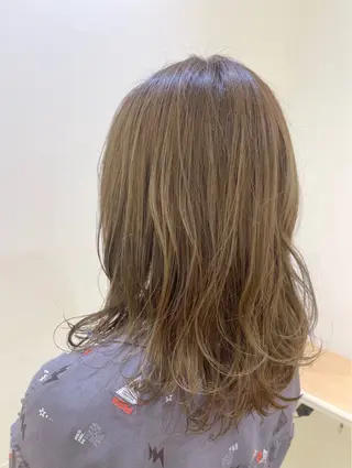 セミロング カラー 髪質改善縮毛矯正 💎TOMOのヘアスタイル