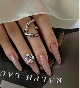 ネイル アールビーネイル所属・mase Megumiのネイルデザイン