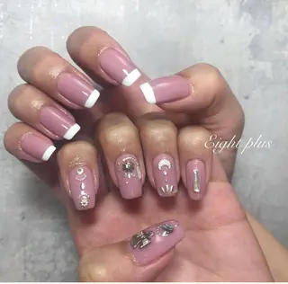 ネイル Eight plusのネイルデザイン