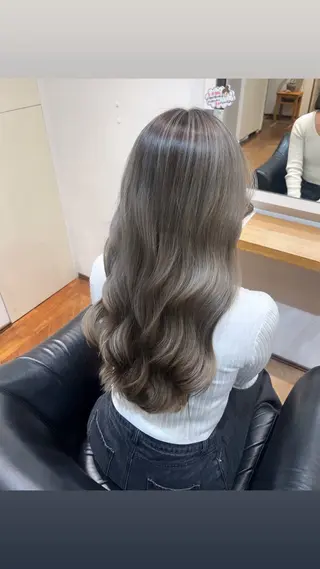 ロング カラー 池田 遥香のヘアスタイル