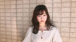 セミロング カラー パーマ ツヤ髪カラー💎 佐藤あきのヘアスタイル