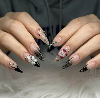 ロング カラー Bling Salonのネイルデザイン