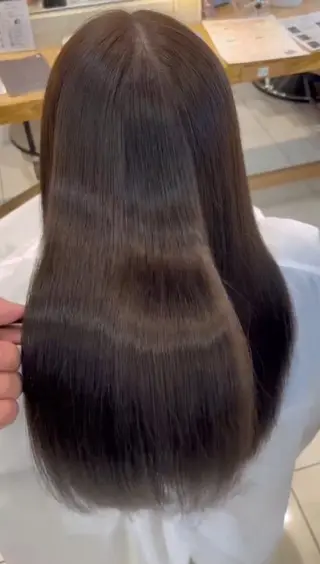 ロング 縮毛矯正💎/ 美髪ストレート🫧のヘアスタイル
