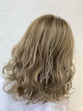 ミディアム 齋藤 結愛のヘアスタイル