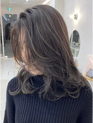 セミロング カラー Loem【ロエム】所属・RINA 【Loem】のヘアスタイル