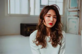 ロング パーマ (スタイリスト)牧 好美のヘアスタイル