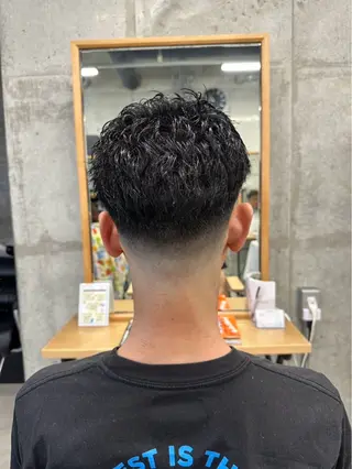ショート 江頭 暁のヘアスタイル