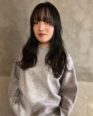 ロング さの あやねのヘアスタイル