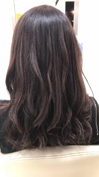 ミディアム カラー 浅岡 のどかのヘアスタイル