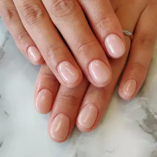 ネイル ジェヌインネイル 河内のネイルデザイン