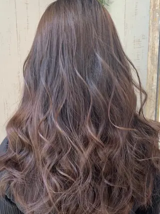 ロング カラー パーマ ヘアアレンジ チビ編み込みエクステ シールエクステのヘアスタイル