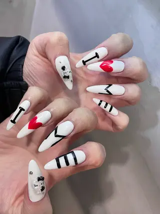 ネイル solu nail所属・碇 千波のネイルデザイン