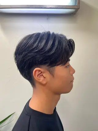 ショート パーマ メンズ 韓国風メンズ/毛流れ ヘアなら須田龍世のヘアスタイル