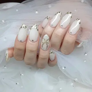 ネイル 金井 奈々のネイルデザイン