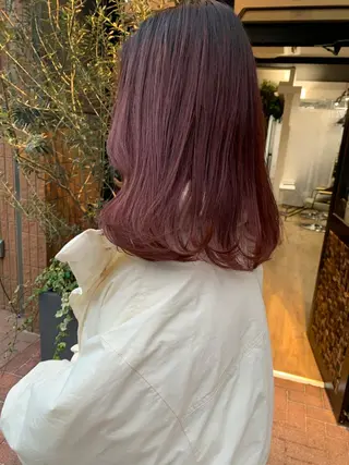 ミディアム カラー レイヤー/顔周り /AKARIのヘアスタイル