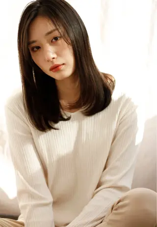 ミディアム 顔周りデザイン/ ママ美容師/濱ほのかのヘアスタイル