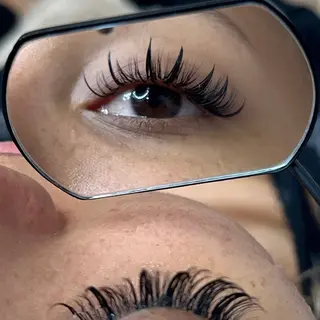 マツエク・マツパ 竹田 あきのマツエク・マツパデザイン