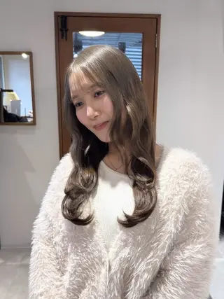 ミディアム カラー DAYS 2ndのヘアスタイル